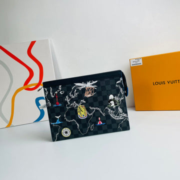 EC - LOV Wallet - 1243