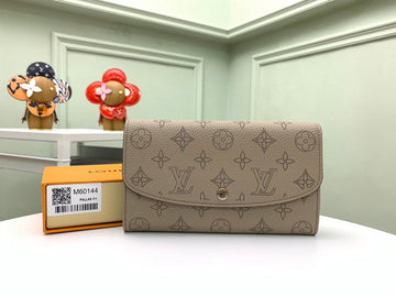 EC - LOV Wallet - 868
