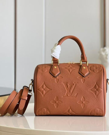 EC - LOV Bags - 1553