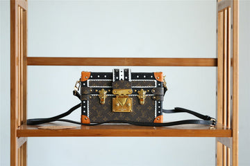 EC Fashion Lu-Vi bags - 8236