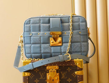 EC - LOV Bags - 2201