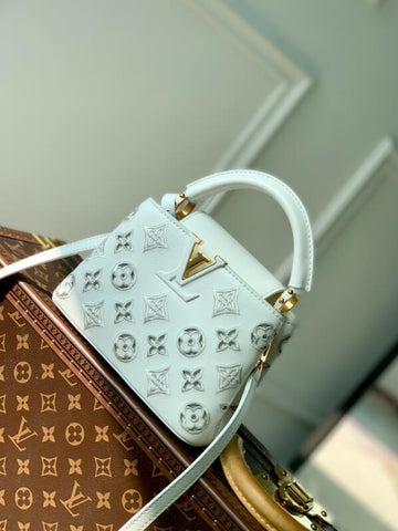 EC - LOV Bags - 1160