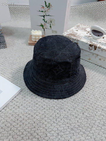 EC - LOV Cap - 611
