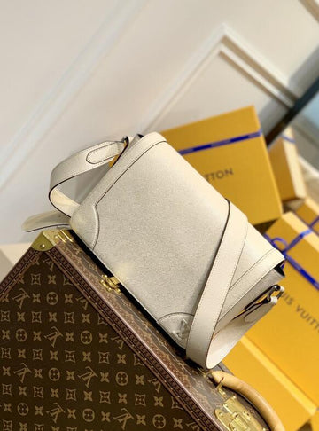 EC - LOV Bags - 1763