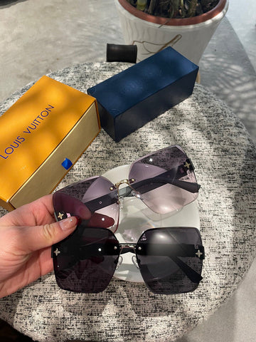 EC - LOV Sunglass - 156
