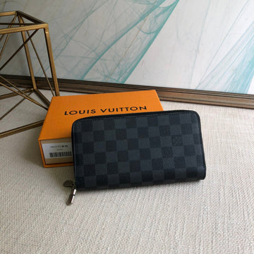 EC - LOV Wallet - 1272