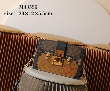 EC - LOV Bags - 768