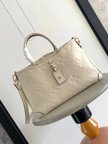 EC - LOV Women Bag - 1863