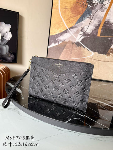 EC - LOV Women Bag - 630