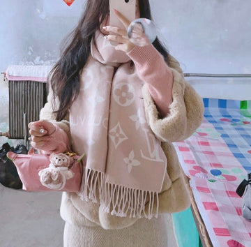 EC - LOV Scarf - 070