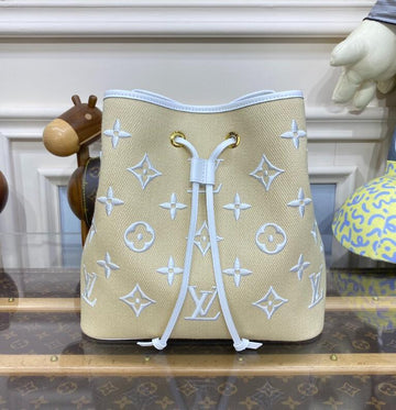 EC - LOV Bags - 1014