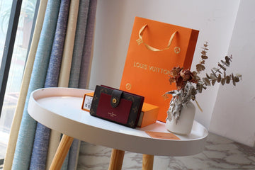 EC - LOV Wallet - 757