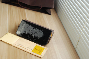 EC Fashion Lu-Vi bags - 9408