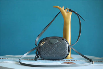 EC Fashion Lu-Vi bags - 8400