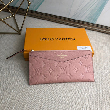 EC - LOV Wallet - 370
