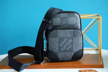 EC Fashion Lu-Vi bags - 10281