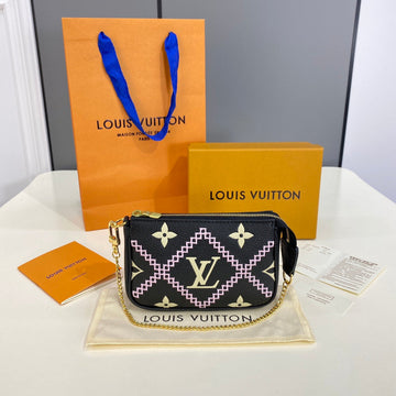 EC - LOV Wallet - 1413