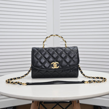 Designer bags by Chanel 082