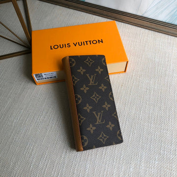 EC - LOV Wallet - 554