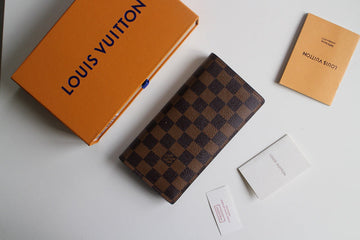 EC - LOV Wallet - 1283