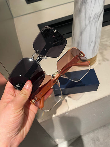 EC - LOV Sunglass - 179