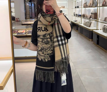 EC - BOR Scarf - 055