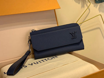 EC - LOV Wallet - 696
