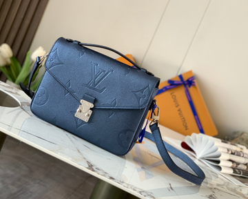EC - LOV Bags - 1359