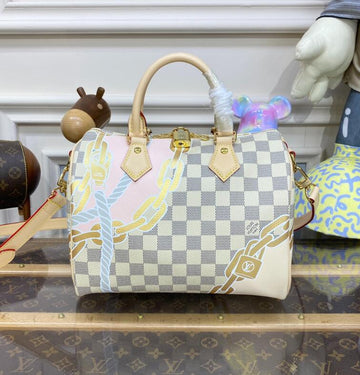 EC - LOV Bags - 995