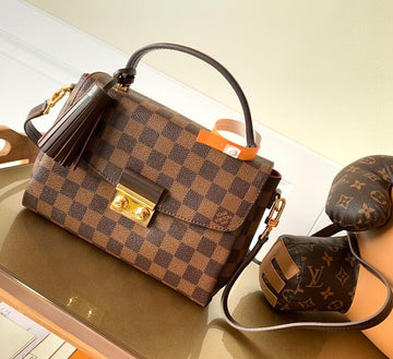 EC - LOV Bags - 2512