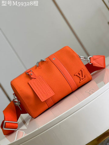 EC Fashion Lu-Vi bags - 16989