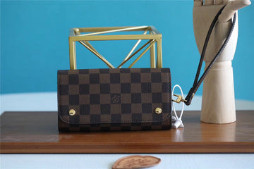 EC Fashion Lu-Vi bags - 11069