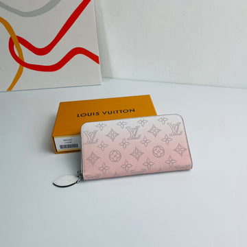 EC - LOV Wallet - 1259