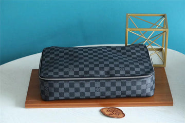 EC Fashion Lu-Vi bags - 11326