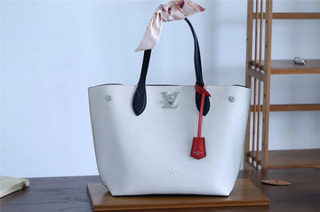 EC Fashion Lu-Vi bags - 8246