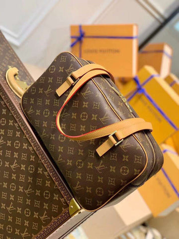 EC Fashion Lu-Vi bags - 17420