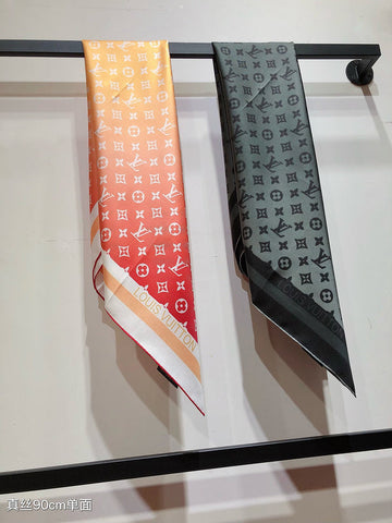 EC - LOV Scarf - 509
