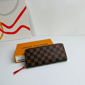 EC - LOV Wallet - 1207