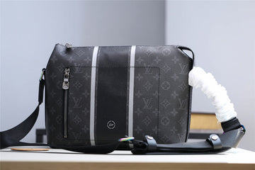 EC Fashion Lu-Vi bags - 10487