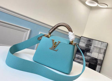 EC - LOV Bags - 2586