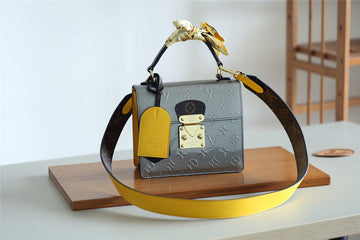 EC Fashion Lu-Vi bags - 8045