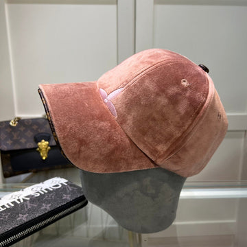 EC - LOV Cap - 124