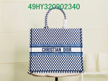 Christian Dior Luxury Bag - The Tote   360