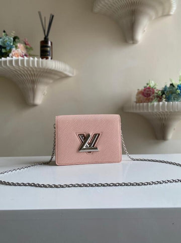 EC - LOV Bags - 1379
