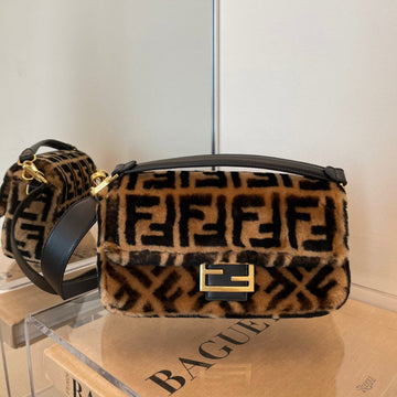 Fendi Luxury Fashion Bag