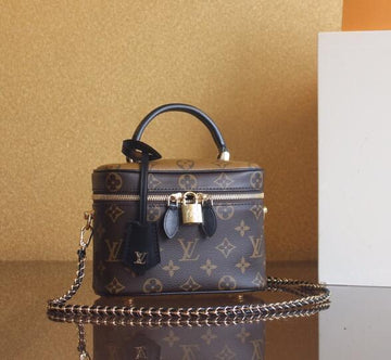 EC - LOV Bags - 2224