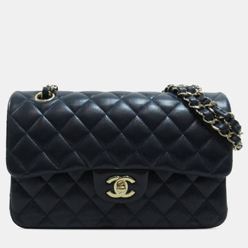 Medium Classic Lambskin Double Flap