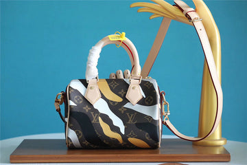EC Fashion Lu-Vi bags - 8152