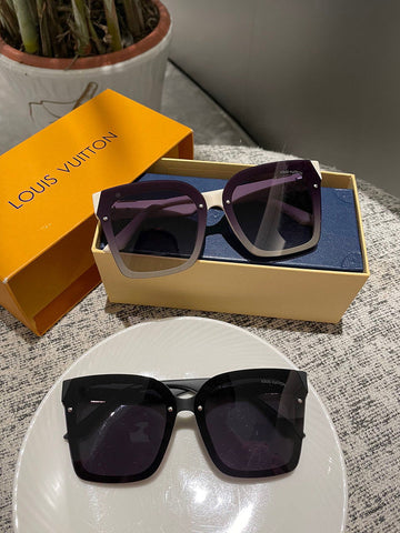 EC - LOV Sunglass - 055