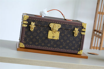 EC Fashion Lu-Vi bags - 9521
